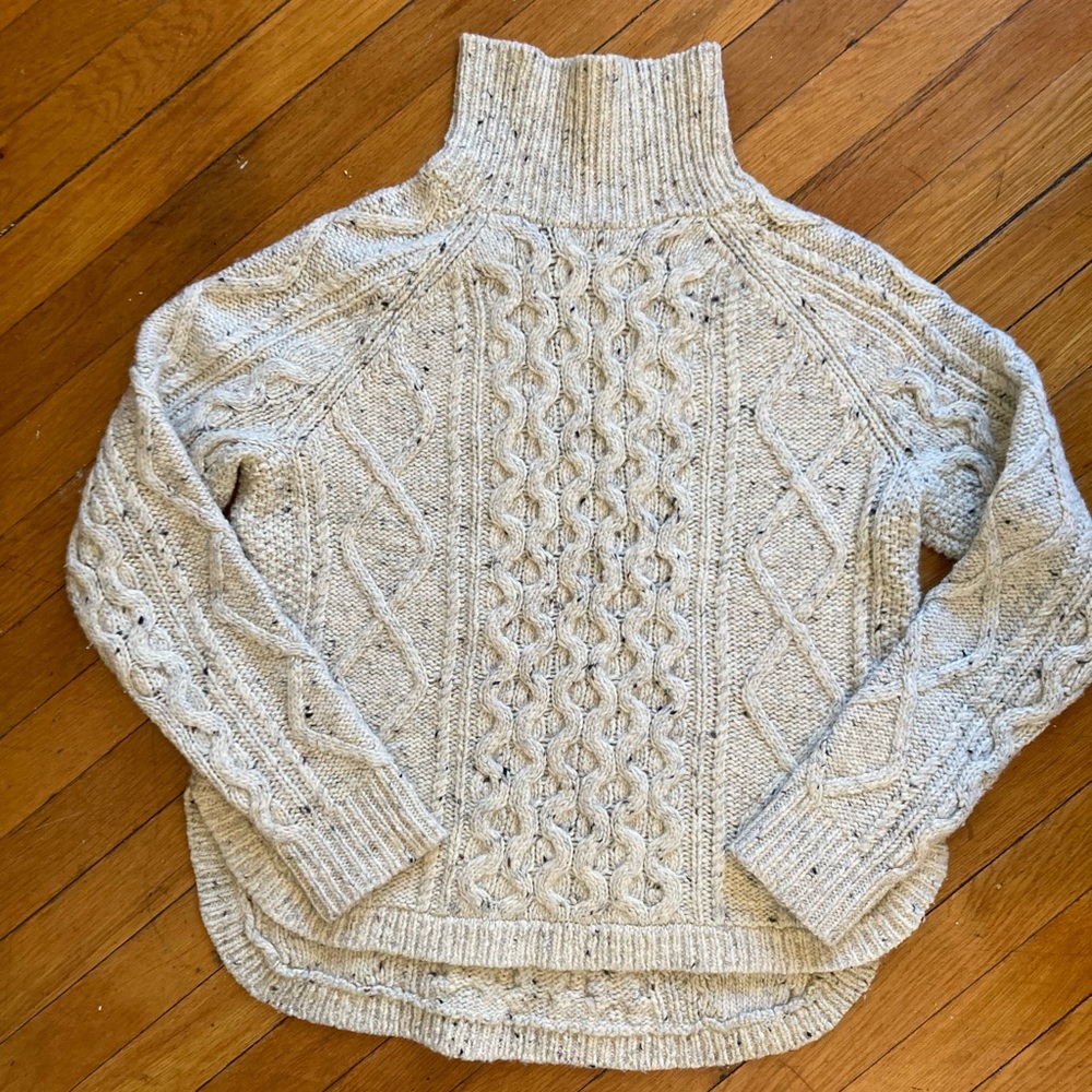 Madewell Cableknit Shirttail Turtleneck Sweater size Medium